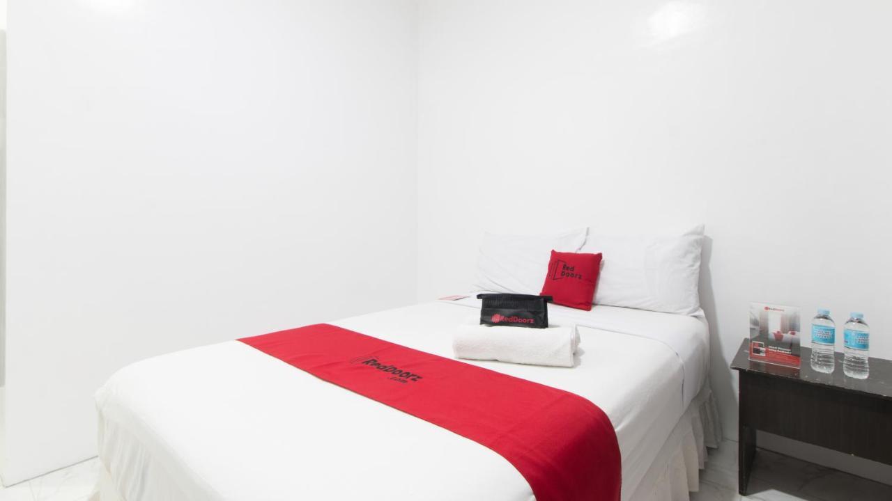 Reddoorz Plus Near Tacloban Astrodome Dış mekan fotoğraf